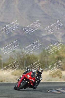 media/Oct-30-2025-Racers Edge (Thu) [[dabbdaf680]]/3-B Group/Session 5 (Turn 6)/